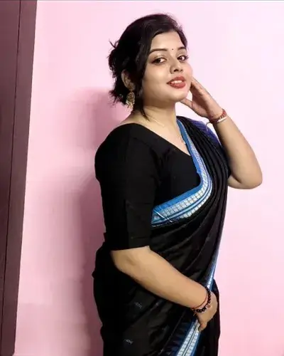 Call Girl in Chinhat